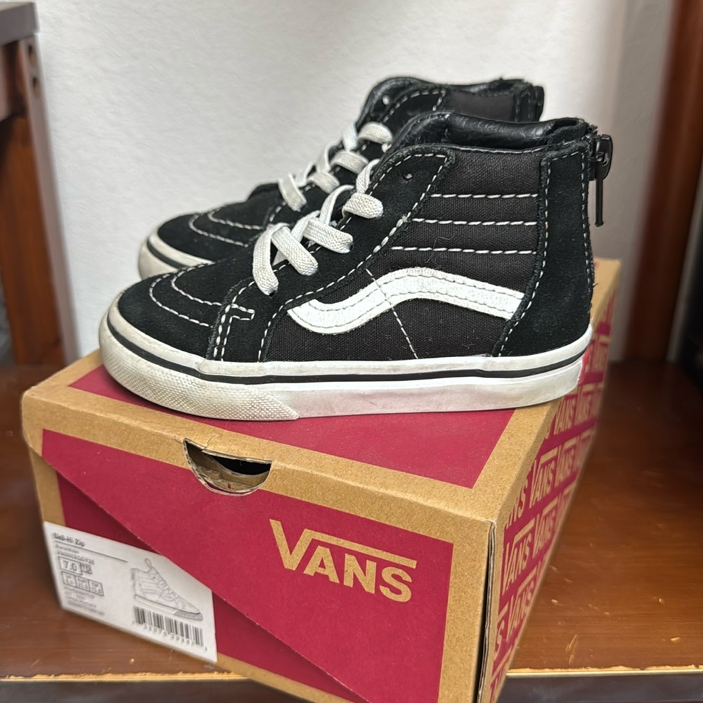 Toddler VANS SK8 Hi-Zip Black High-Top Sneakers